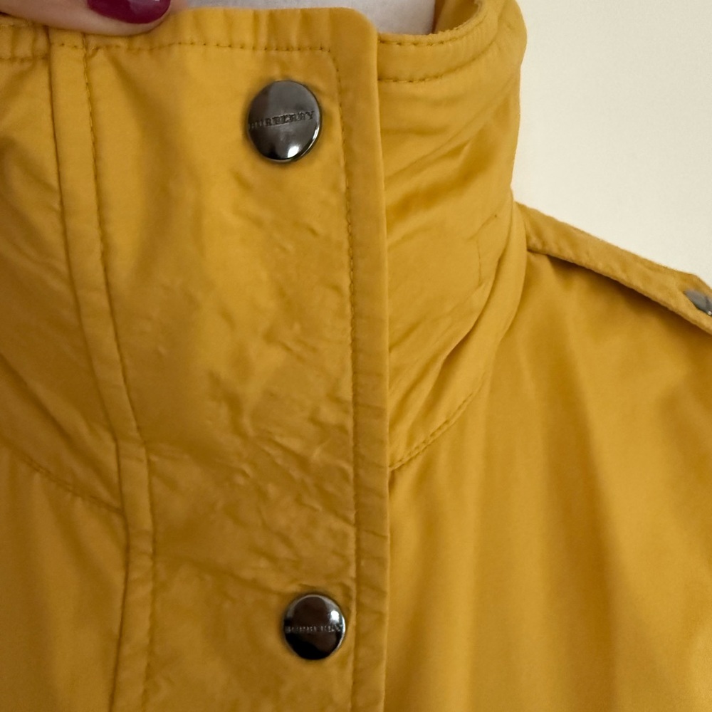 Burberry Women's Mustard Jacket - Picture 2 of 13